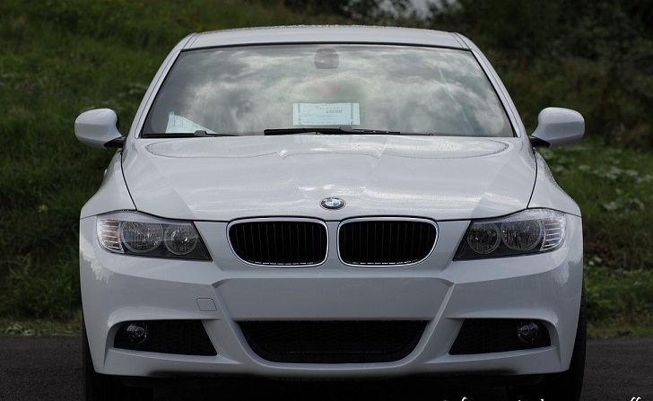 Bmw e90 front bumper