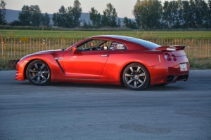 The fastest Nissan GT-R from Europe, 8.5 seconds on 402 m. Tuned in Romania!