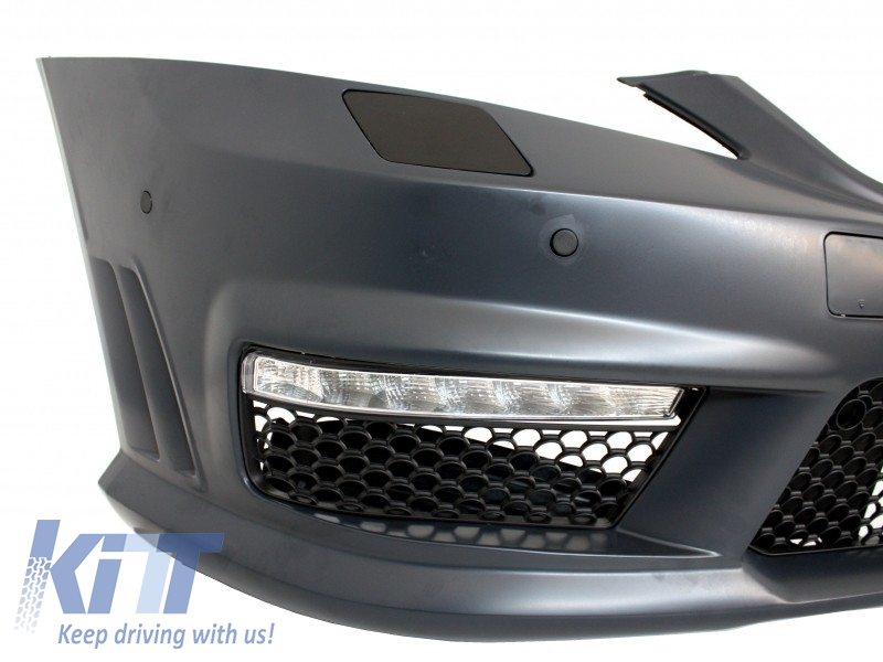 Complete Front Bumper Assembly with Central Grille suitable for