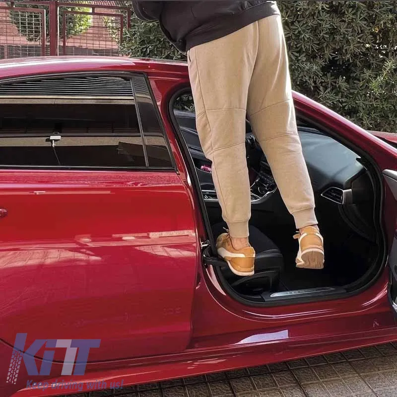 Door Step suitable for Easy Access To Roof Rack & Safety Hammer 2 In 1 Swiss Drive EPA0215