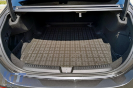 Rubber trunk mat by Rezaw-Plast suitable for Mercedes E class W214 sedan after 2023-image-6217866