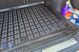 Rubber trunk mat by Rezaw-Plast suitable for Renault Kadjar after 2015 with the trunk floor in the upper position-image-6218389