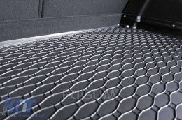 Rubber trunk mat by Rigum suitable for Kia Ceed hatchback after 2018, with the trunk floor in the lower position-image-6243414