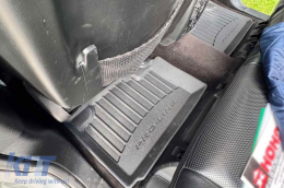 Specific rubber mats suitable for Jeep Grand Cherokee WK2 after 2017, 4-piece set, black color, with 24-month warranty-image-6221674