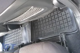 Specific rubber mats suitable for Toyota Rav4 2006-2012, 3-piece set, black color-image-6215099