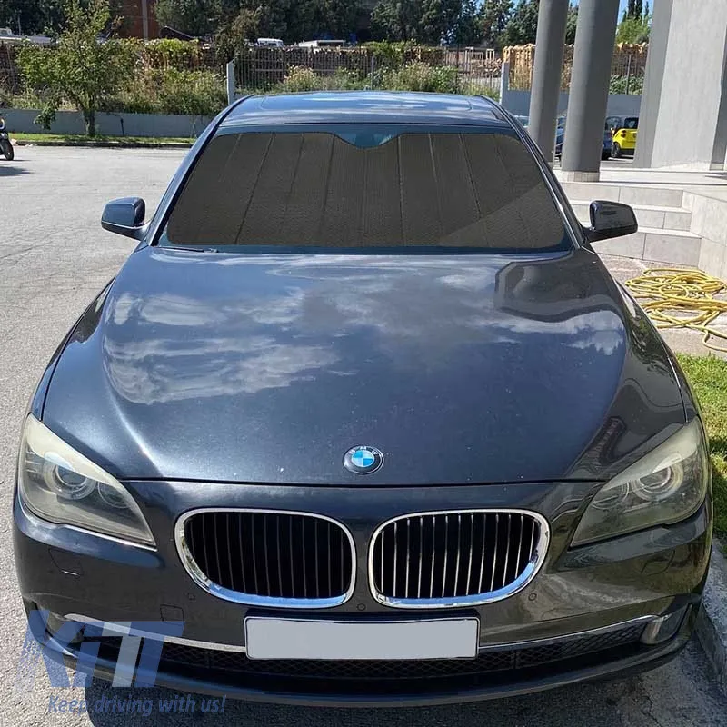 Sun Shade Interior Front Windshield UV Reflecting Foldable ''Black'' Feral Black Matte X-Large 145 x 80 cm 1 Piece